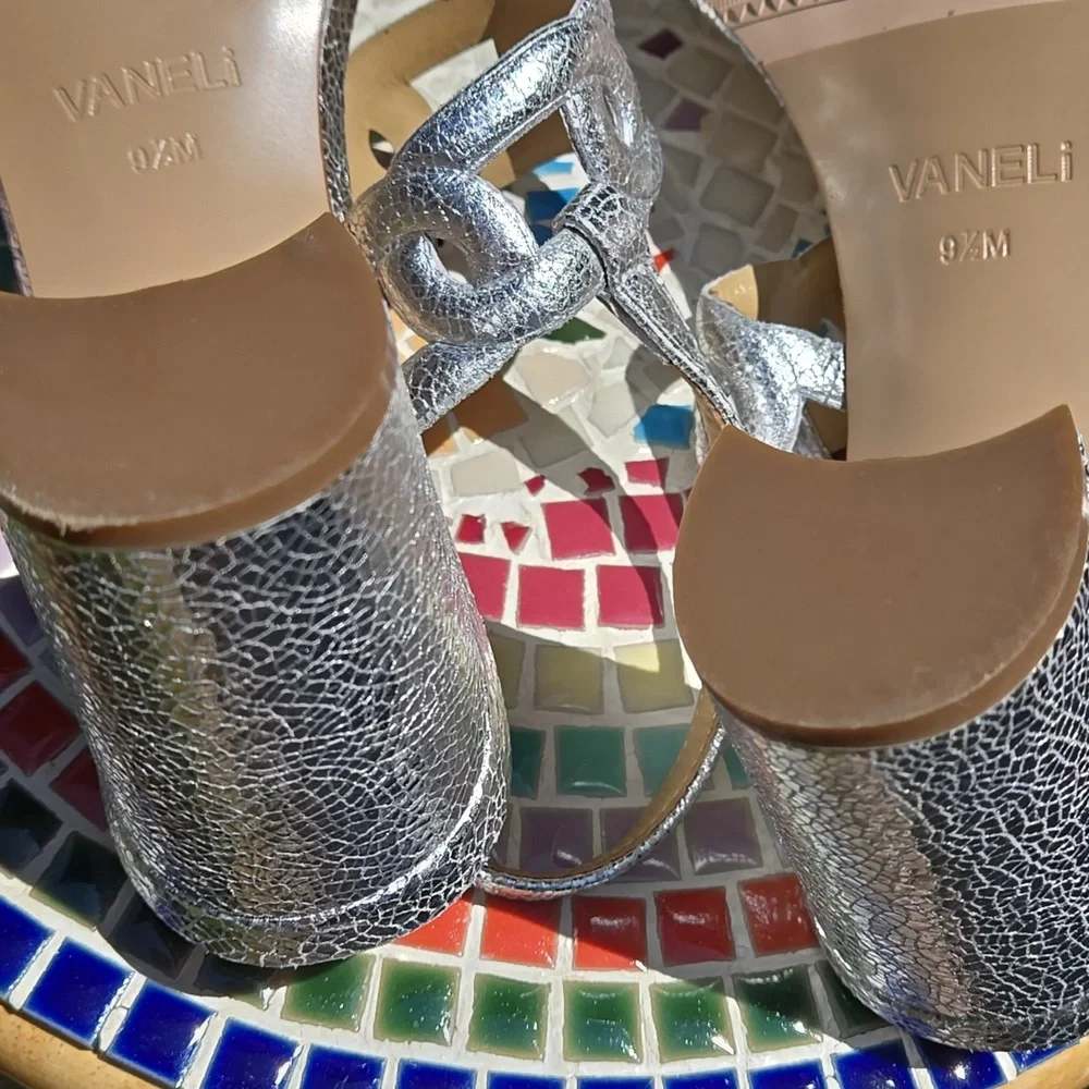 VANELi Slingback Chunky Heel Sandals - Picture 11 of 14